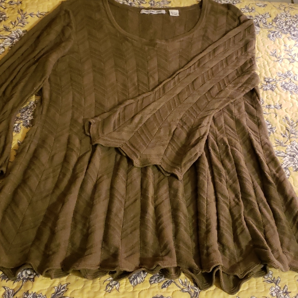Eight Eight Eight Women's Pullover sweater